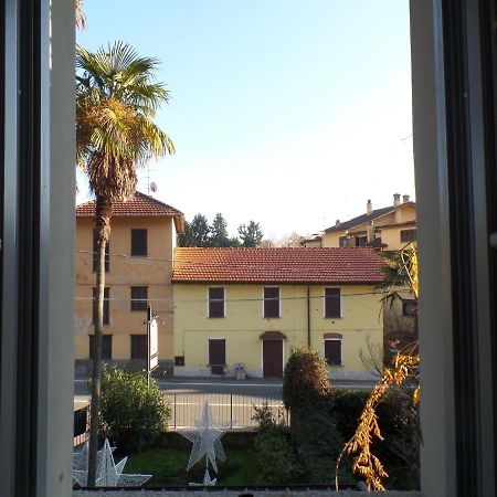 La Vecchia Scuola Hotel Lesa Exterior foto